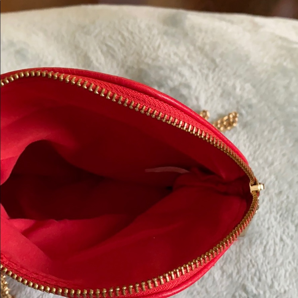 Red Purse - Picture 3 of 3